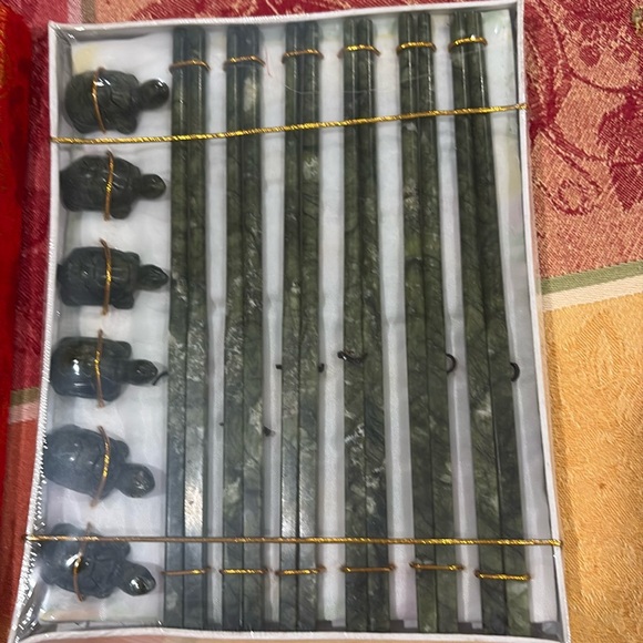 Set of 6 Chopsticks with Turtle Stands Sealed Box